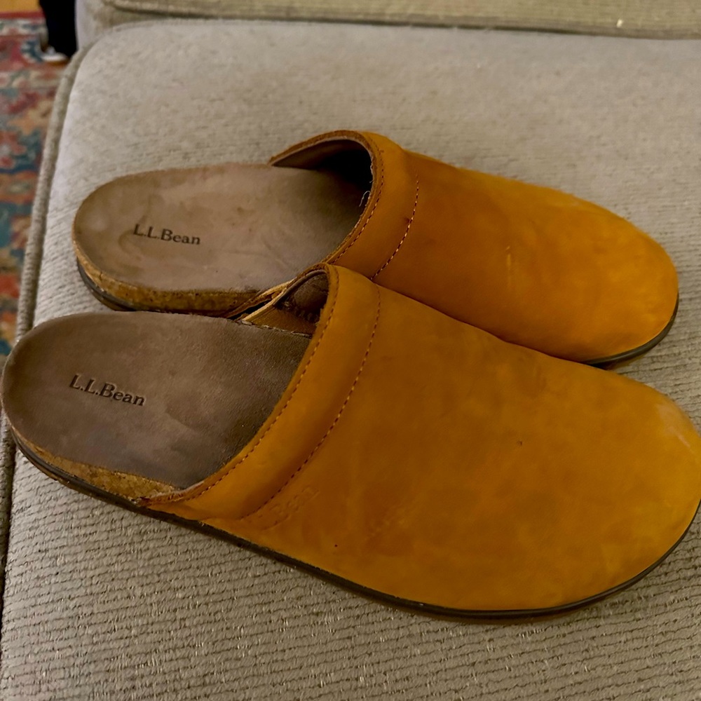 LL Bean Go Anywhere Clog, like new